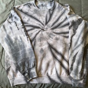 Barley used large tie dye sweater